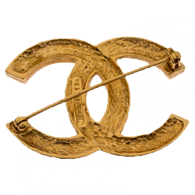 Chanel Vintage Classic CC Logo Crystal Embellished Gold Tone Brooch Chanel