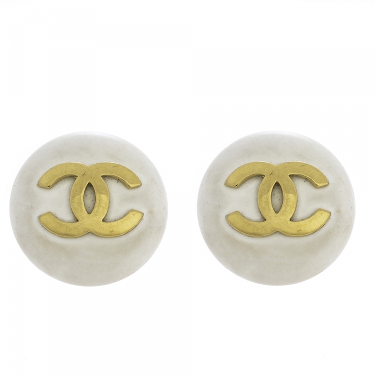 Chanel CC White Gold Tone Round Oversized Clip-on Stud Earrings Chanel |  The Luxury Closet