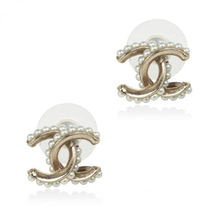 Chanel CC Pearl Logo Stud Earrings Chanel | TLC