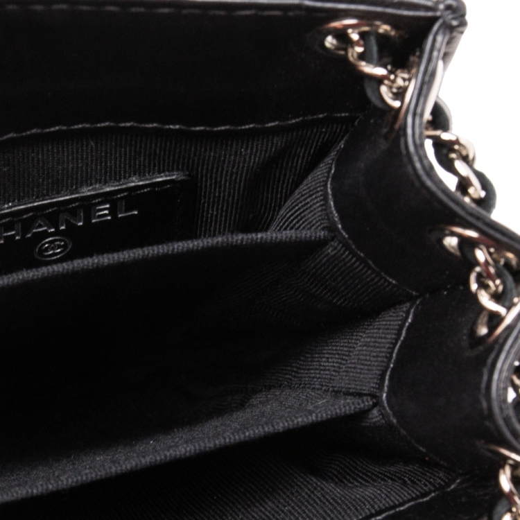 Pre Owned Chanel Black Quilted Leather CC Phone Holder with Chain 