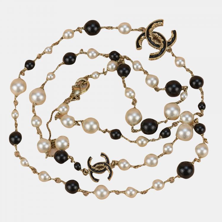 Chanel 2013 Pearl & Black Beads CC Baroque Sautoir Necklace Chanel | The  Luxury Closet
