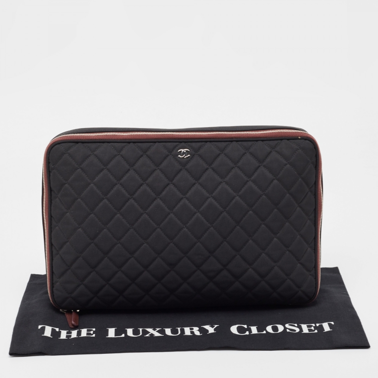 Pre Owned Chanel Black Quilted Nylon Laptop Sleeve