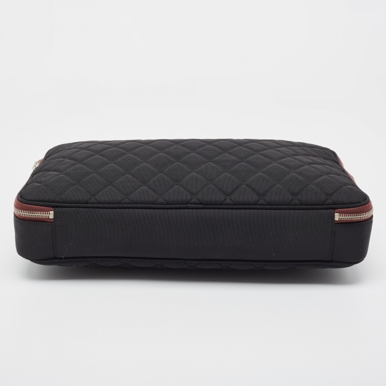 Pre Owned Chanel Black Quilted Nylon Laptop Sleeve