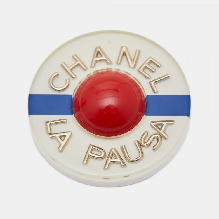 Chanel clearance badge brooch