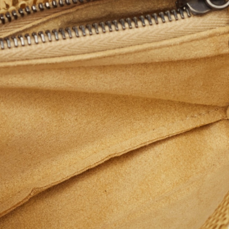 Pre Owned Chanel Gold/Yellow Lizard iPhone Chain Pouch