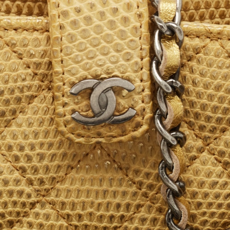 Pre Owned Chanel Gold/Yellow Lizard iPhone Chain Pouch