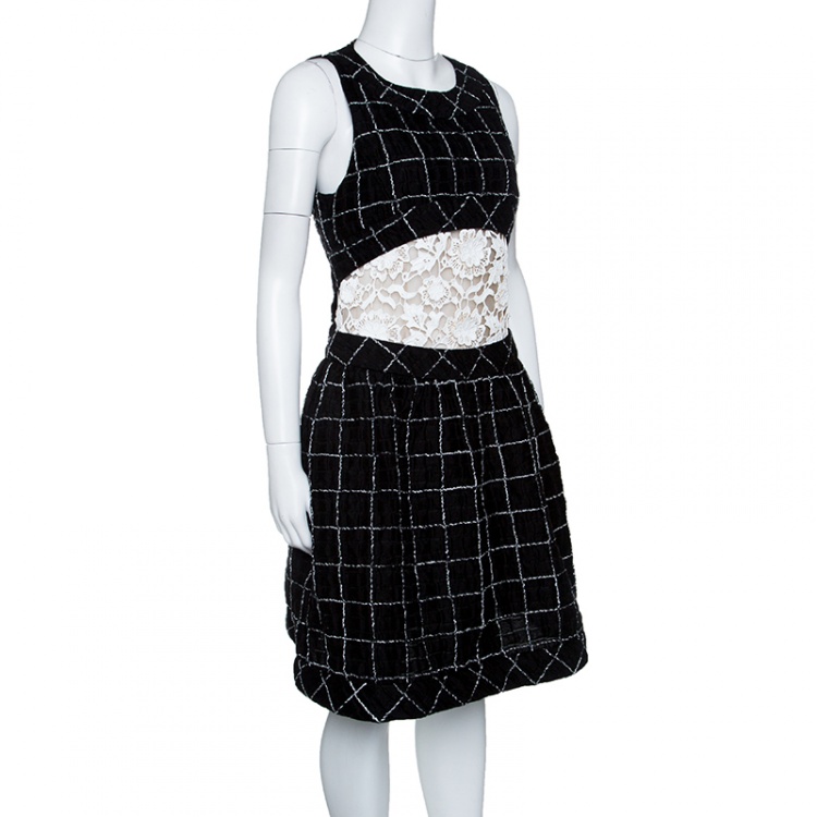 Pre Owned Chanel Monochrome Textured Checked Pattern Lace Insert Sleeveless Dress M