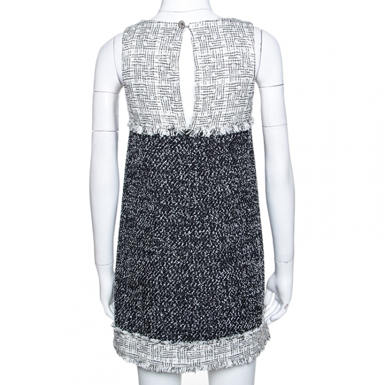 Pre Owned Chanel Monochrome Tweed Sleeveless Shift Dress S