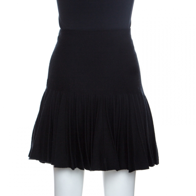 Pre Owned Chanel Black Wool Knit Pleated Mini Skirt M