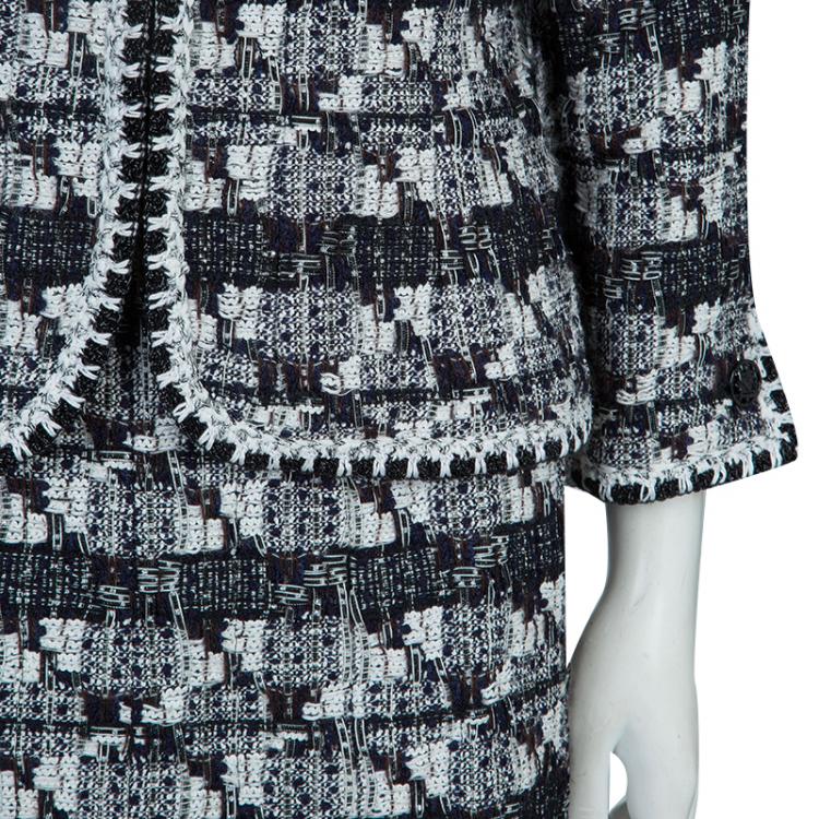 مملوكة مسبقًا Chanel Black and White Textured Skirt Suit M
