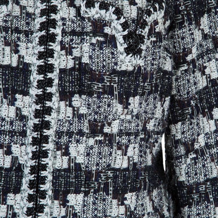 مملوكة مسبقًا Chanel Black and White Textured Skirt Suit M