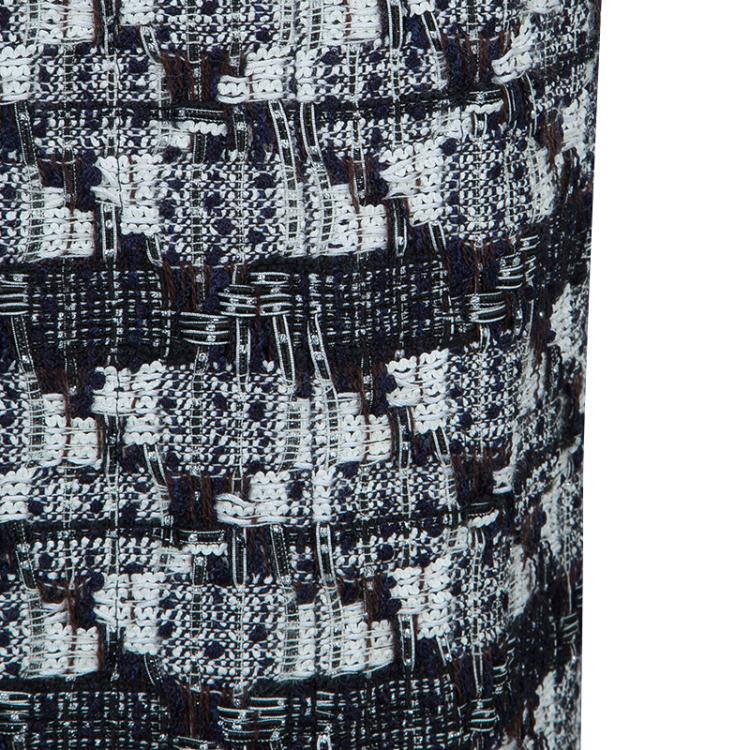 مملوكة مسبقًا Chanel Black and White Textured Skirt Suit M