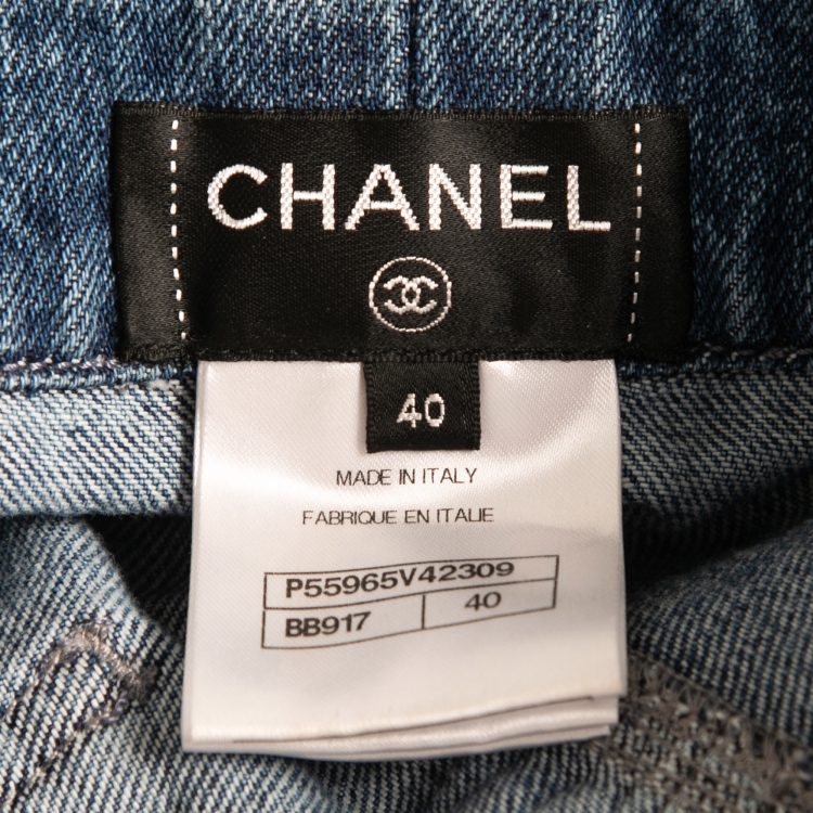 مملوكة مسبقًا Chanel Blue Denim Logo Patched Wide Leg Cropped Jeans M Waist 28"