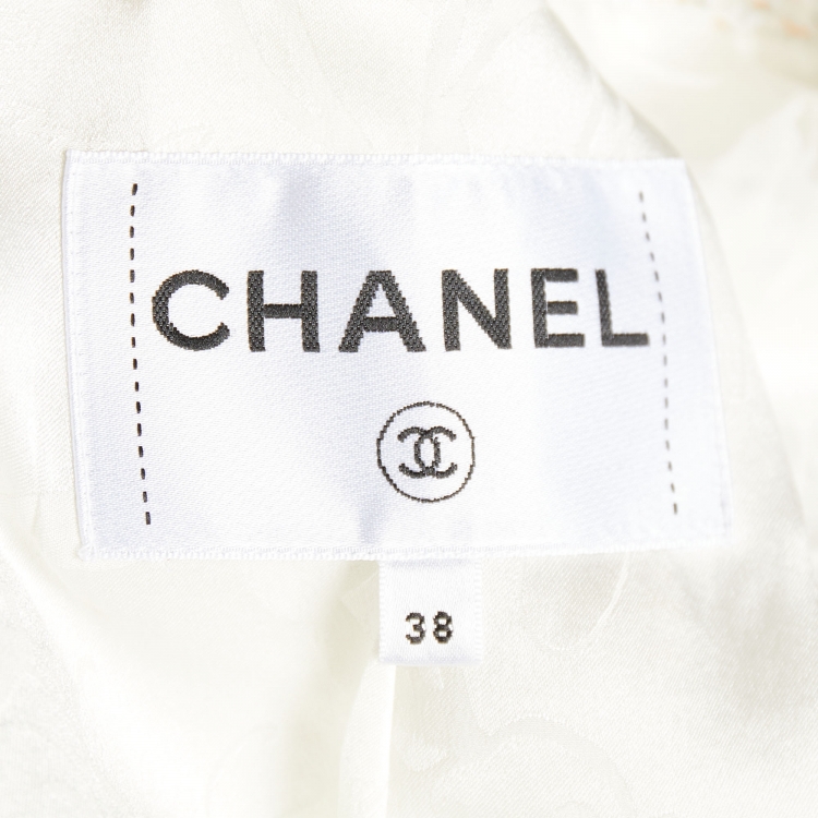 Pre Owned Chanel White Tweed Button Front Jacket M