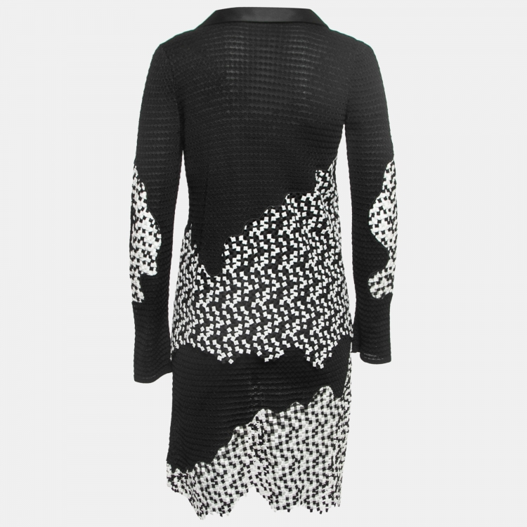 مملوكة مسبقًا Chanel Monochrome Textured Knit & Woven Inset Sleeveless Jacket Dress Set S