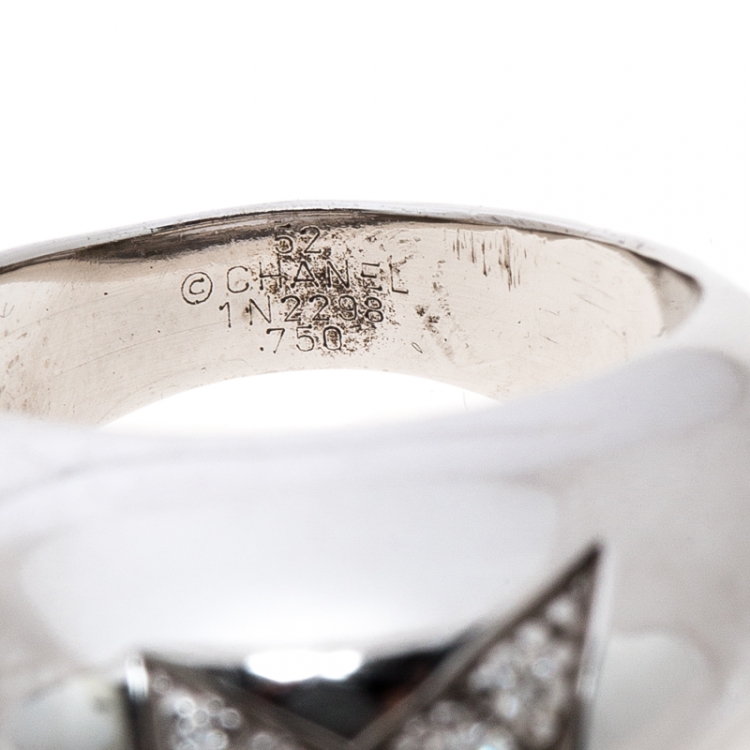 Pre Owned Chanel Comète Boule Diamond 18K White Gold Ring