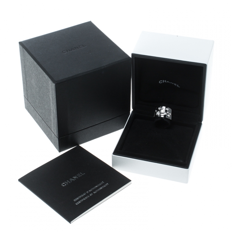 Pre Owned Chanel Cosmique de Chanel Diamond 18k White Gold Ceramic Band Ring Size 50