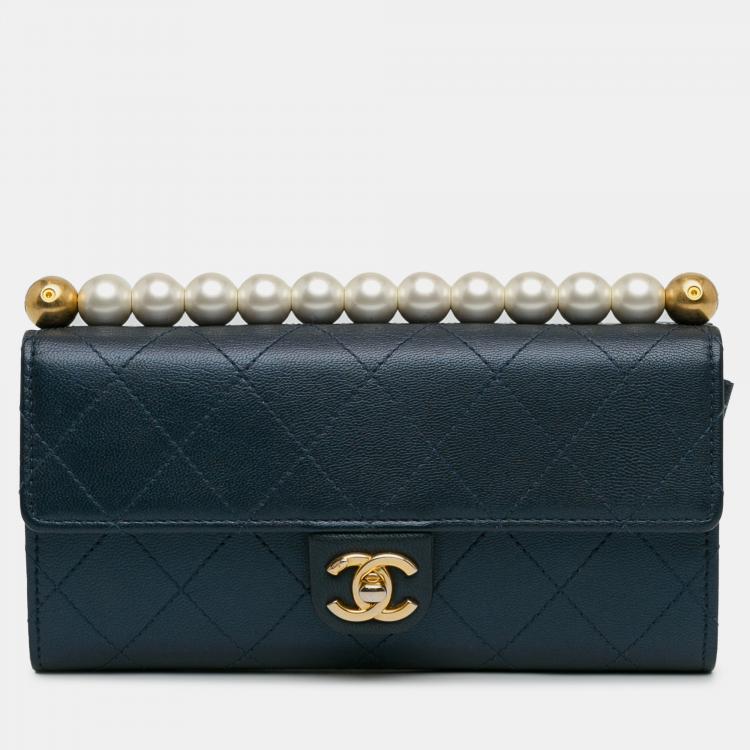 Chanel Goatskin Chic Pearls Clutch With Chain