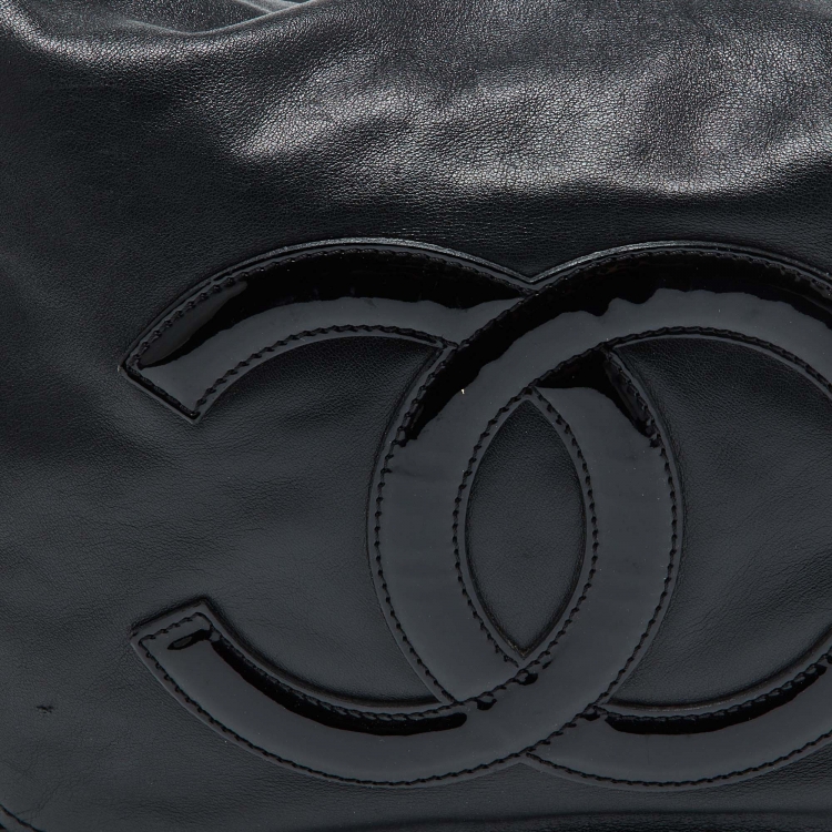 Pre Owned Chanel Black Leather CC Modern Chain Hobo