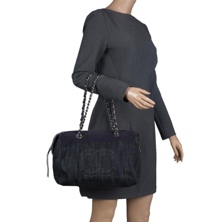 Pre Owned Chanel Navy Blue Quilted Denim CC Bowling Bag