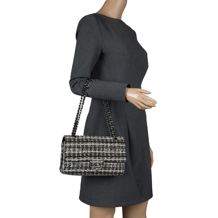 classic chanel black handbag new