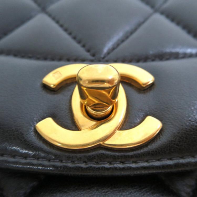 Pre Owned Chanel Black Lambskin Single Flap Shoulder Bag