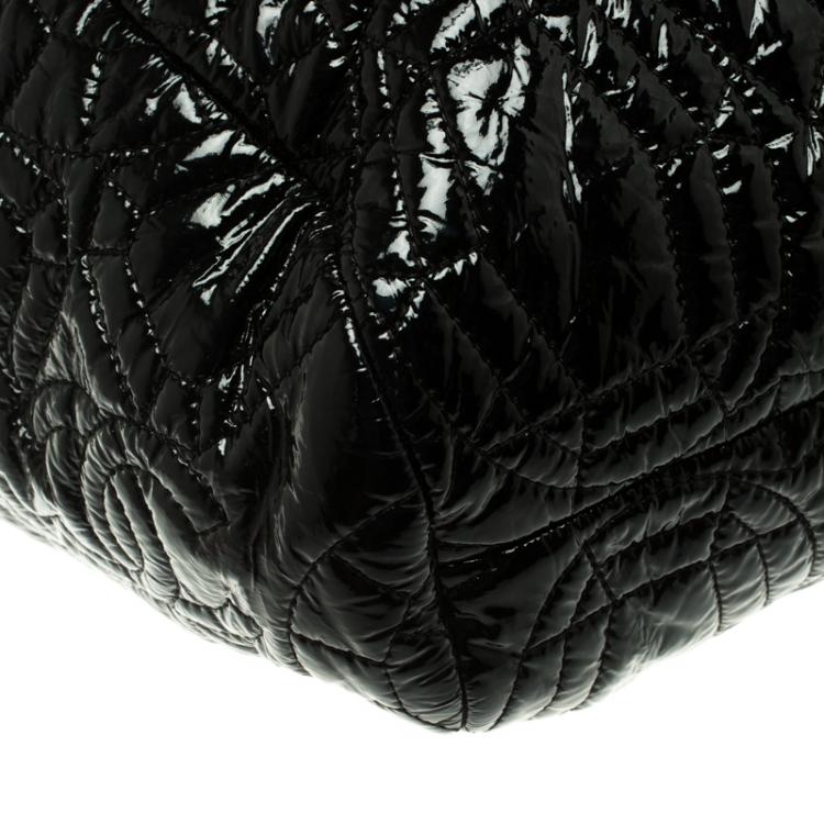 Pre Owned Chanel Black Patent Vinyl Rock In Moscow Tote