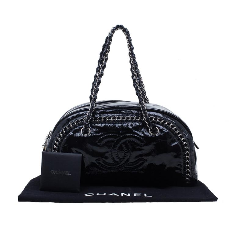 مملوكة مسبقًا Chanel Black Patent Leather Large Chains CC Tote