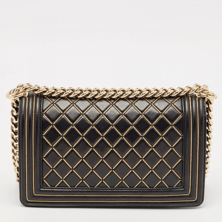 Pre Owned Chanel Black Quilted Leather Medium Chain Detail Boy Flap Bag
