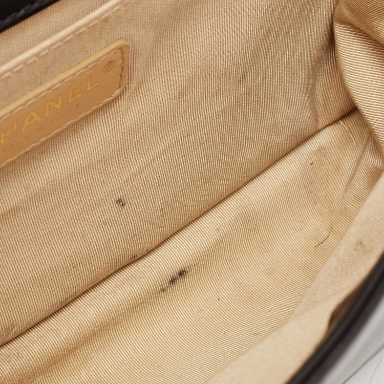 Pre Owned Chanel Black Quilted Leather Medium Chain Detail Boy Flap Bag