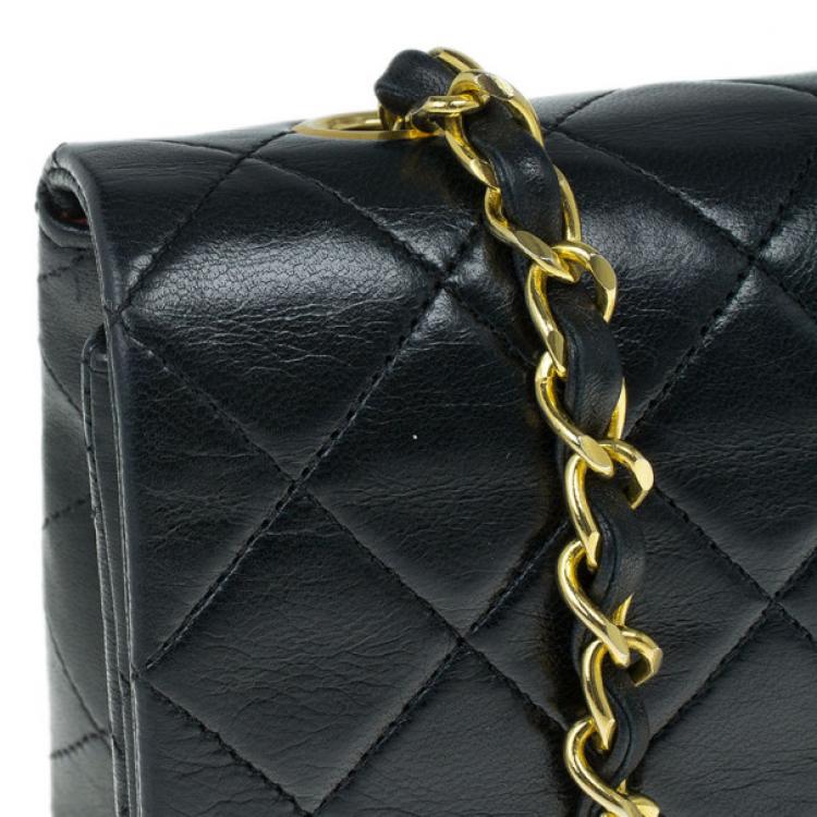 Pre Owned Chanel Black Lambskin Single Flap Shoulder Bag