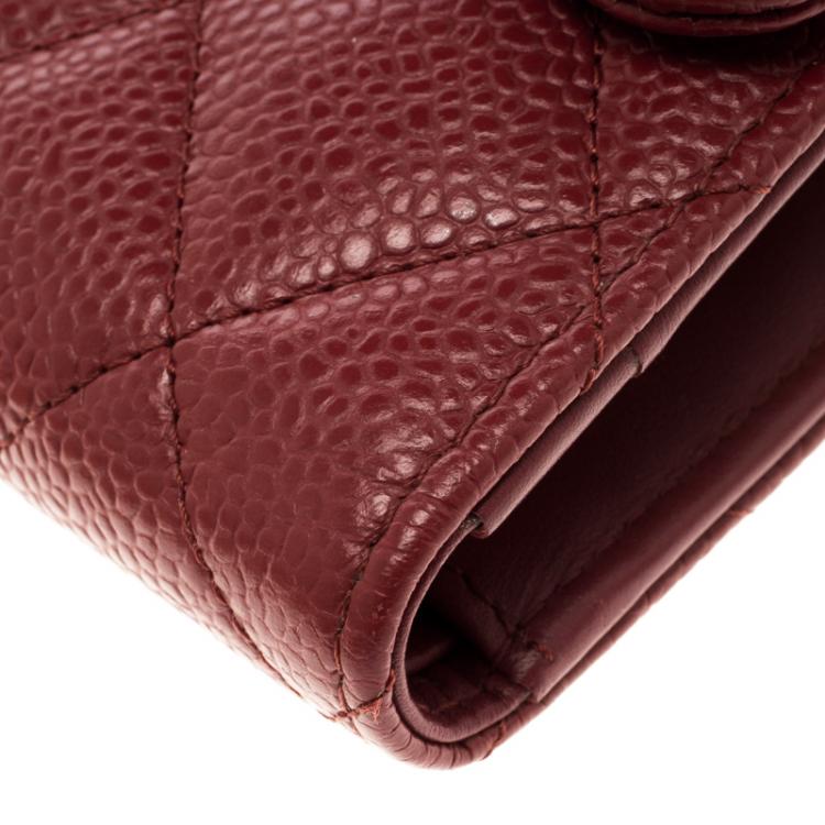 Pre Owned Chanel Red Quilted Caviar Leather Classic Flap Wallet