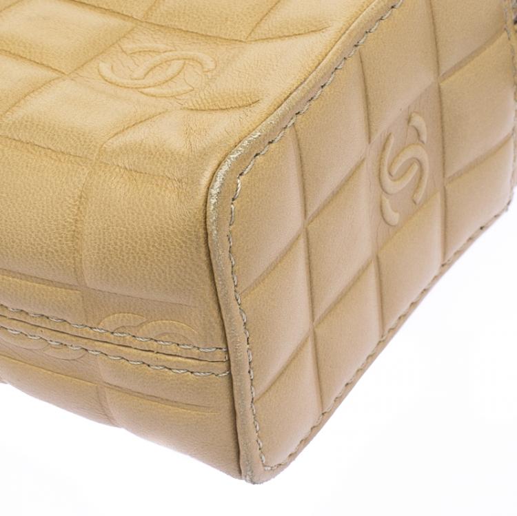Pre Owned Chanel Light Brown Chocolate Bar Leather CC Wristlet Clutch