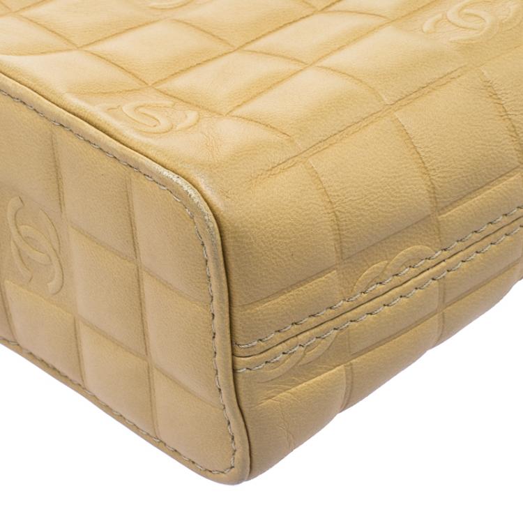 Pre Owned Chanel Light Brown Chocolate Bar Leather CC Wristlet Clutch