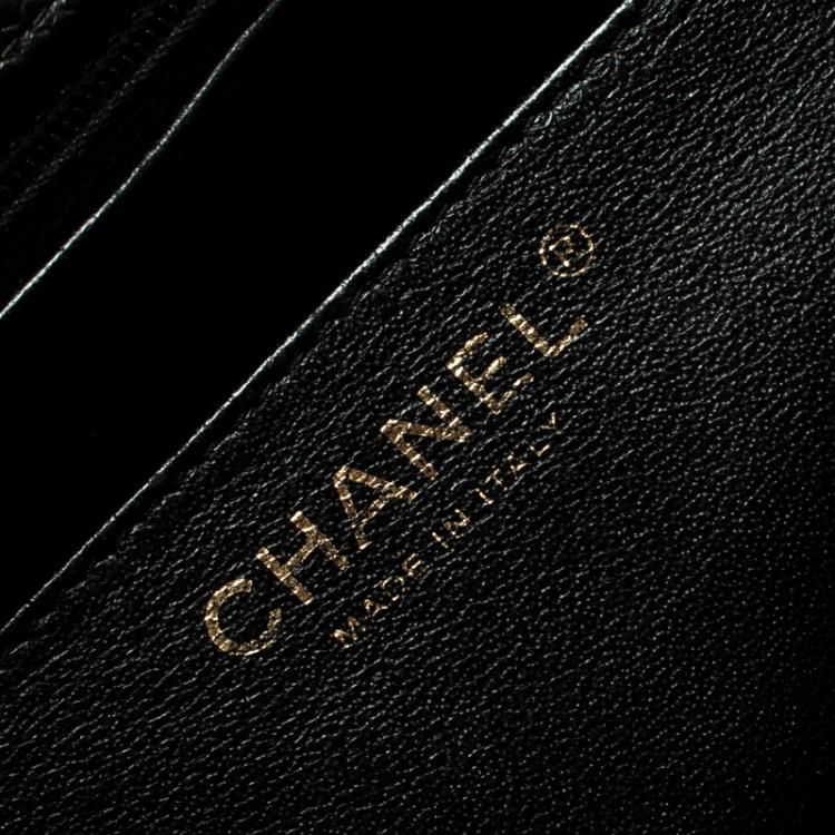 Pre Owned Chanel Black Quilted Caviar Leather Jumbo Classic Single Flap Bag