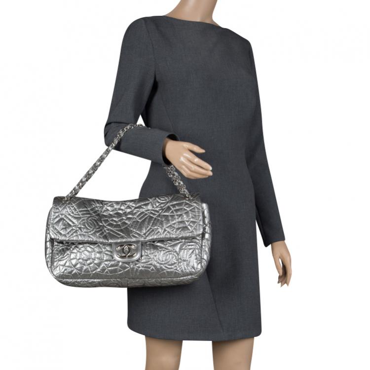 Pre Owned Chanel Silver Patent Vinyl Graphic Edge Classic Flap Bag