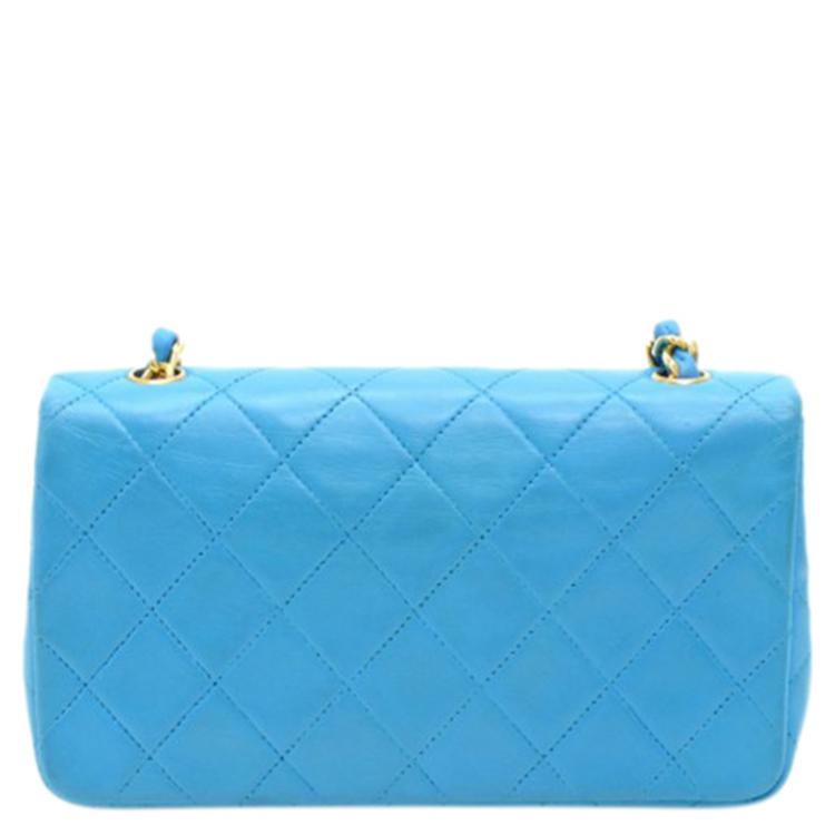 مملوكة مسبقًا Chanel Turquoise Quilted Leather Vintage Mini Flap Bag