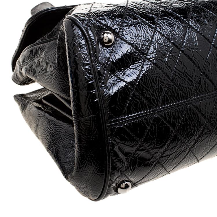 Pre Owned Chanel Black Quilted Patent Leather Kisslock Classic Flap Shoulder Bag