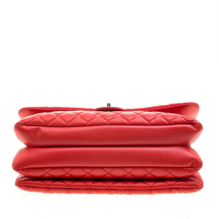Pre Owned Chanel Red Quilted Leather Maxi 3 Classic Flap Bag