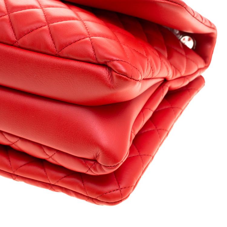 Pre Owned Chanel Red Quilted Leather Maxi 3 Classic Flap Bag
