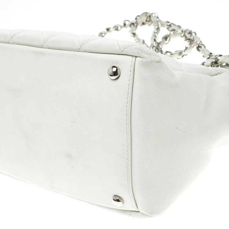 Pre Owned Chanel White Quilted Caviar Leather Petite Timeless Shopper Tote