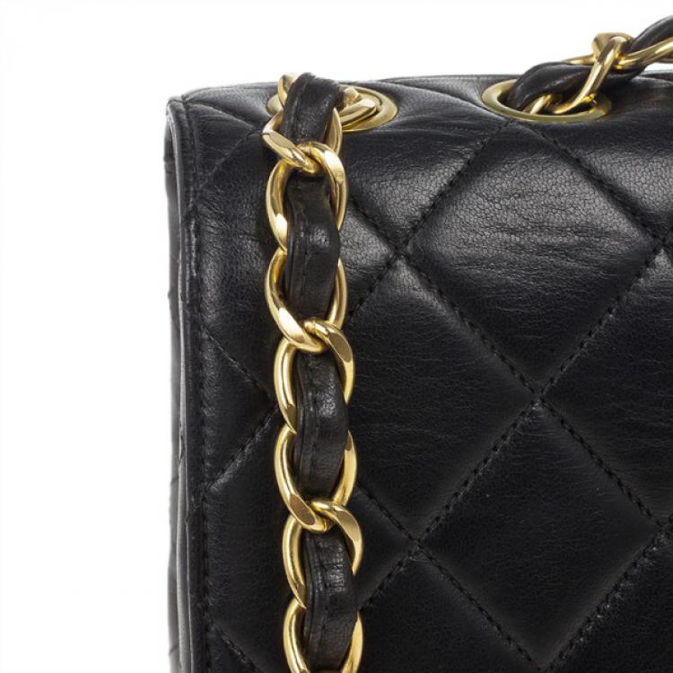 Pre Owned Chanel Black Lambskin Jumbo Classic Single Flap Shoulder Bag