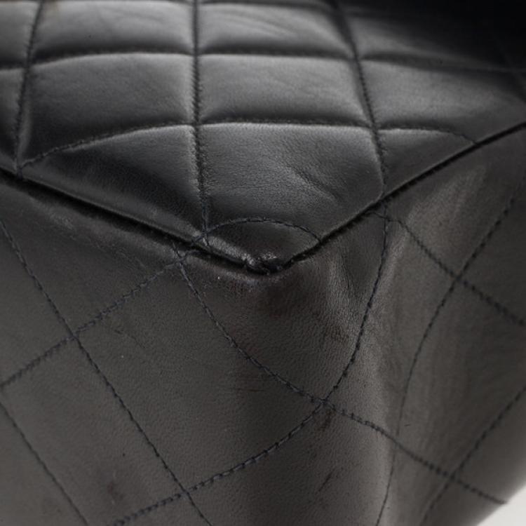 Pre Owned Chanel Black Lambskin Jumbo Classic Single Flap Shoulder Bag