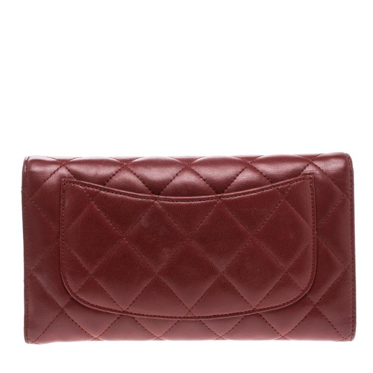 Pre Owned Chanel Red Quilted Leather Classic Flap Wallet