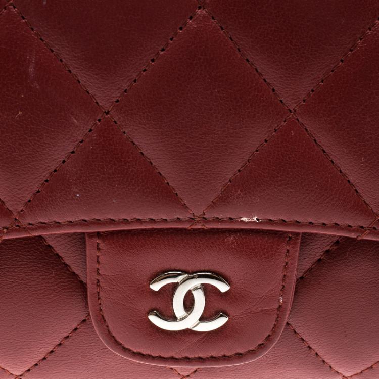Pre Owned Chanel Red Quilted Leather Classic Flap Wallet