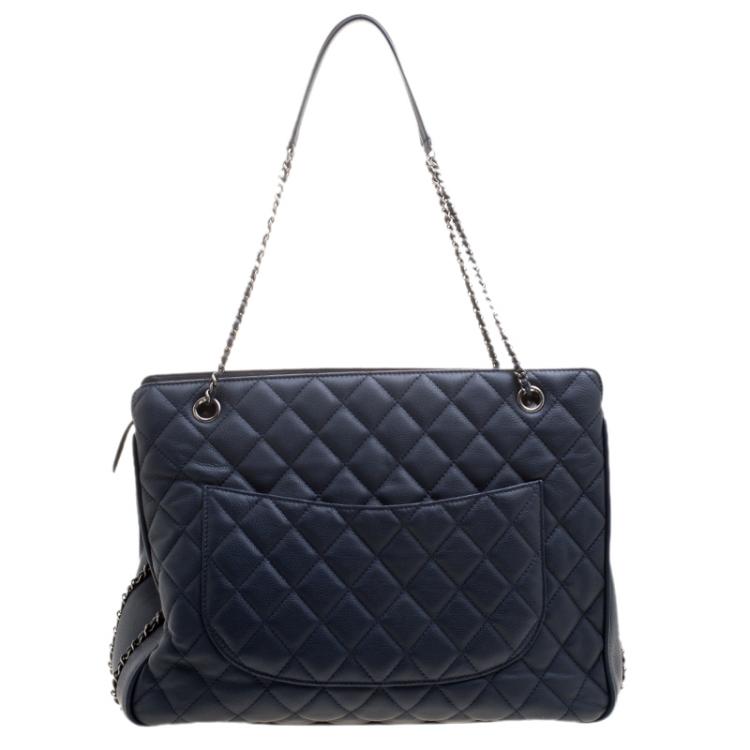 Pre Owned Chanel Navy Blue Quilted Leather Shopper Tote
