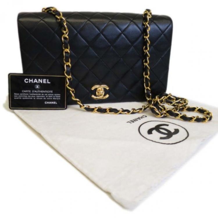 Pre Owned Chanel Black Lambskin Single Flap Shoulder Bag