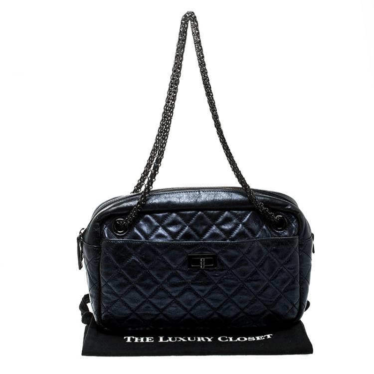 Pre Owned Chanel Metallic Blue Quilted Leather Medium Reissue Camera Bag