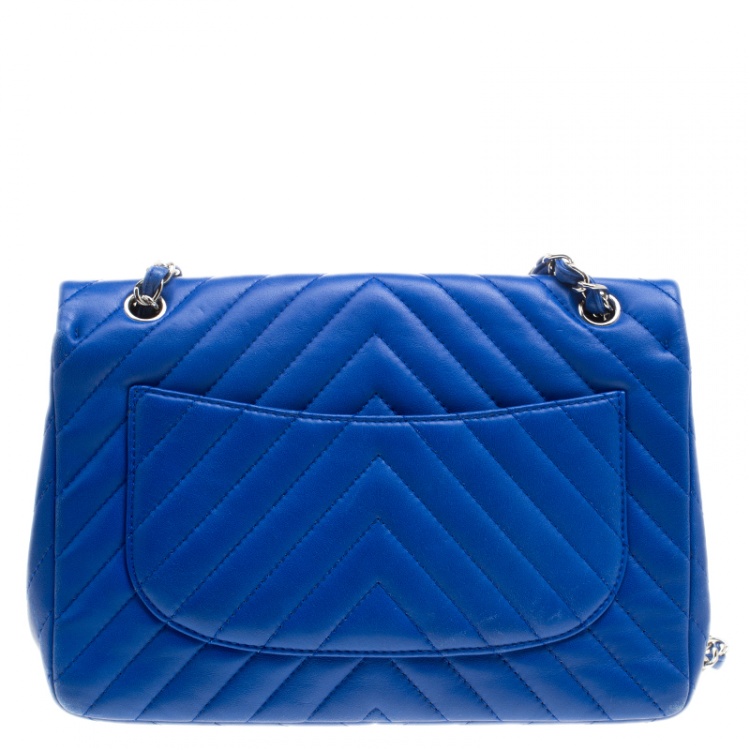 Pre Owned Chanel Blue Chevron Quilted Leather Jumbo Classic Flap Bag