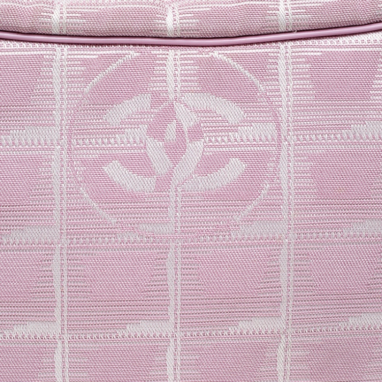 Pre Owned Chanel Pink Nylon Travel Line Hobo